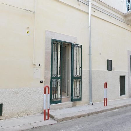 Bed and Breakfast L'Antico Palazzo à Canosa di Puglia Extérieur photo